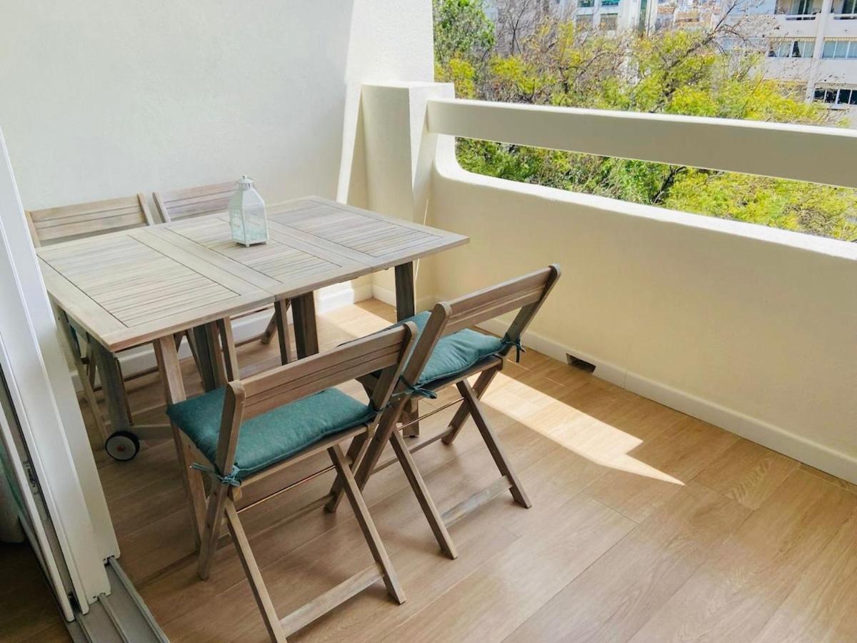 Renovado En El Centro De Apartamento
