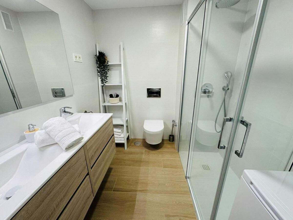 Renovado En El Centro De Appartement